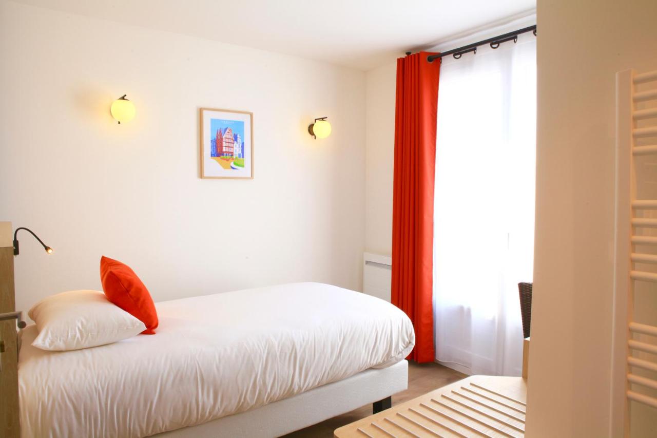 HOTEL MARGUERITE D'ANJOU 7/19