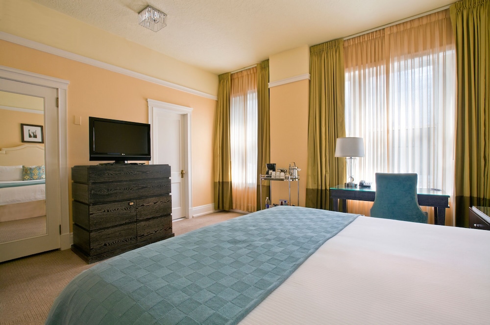 Hotel Deluxe Portland 13/41