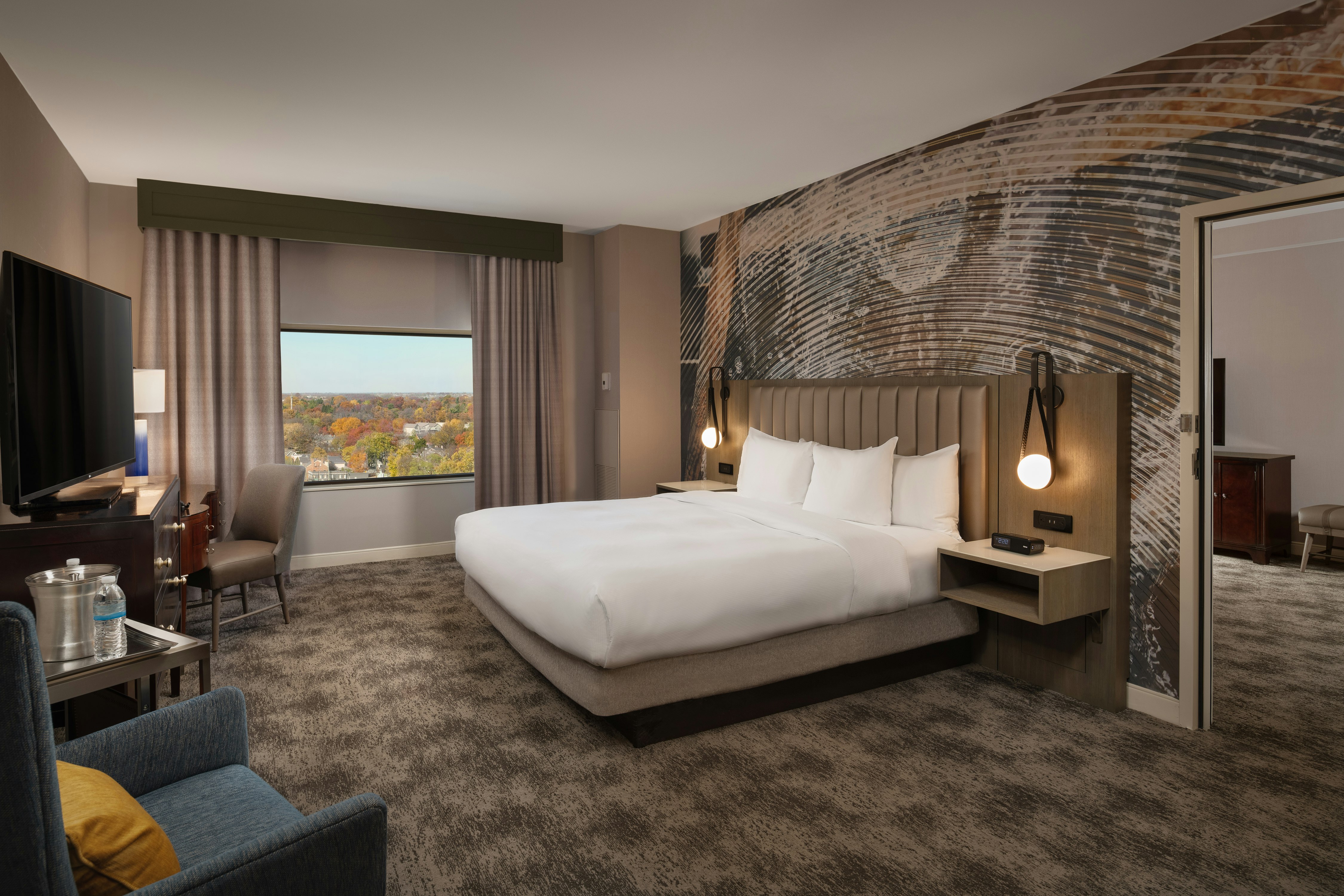 Hilton Lexington Downtown 9/50