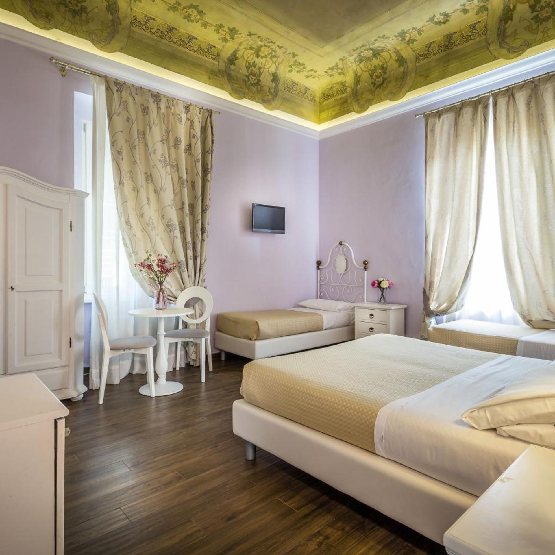 Room, Quadruple