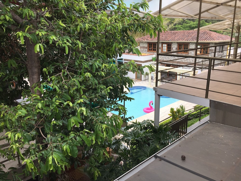 Hotel Vista De Golf 41/50