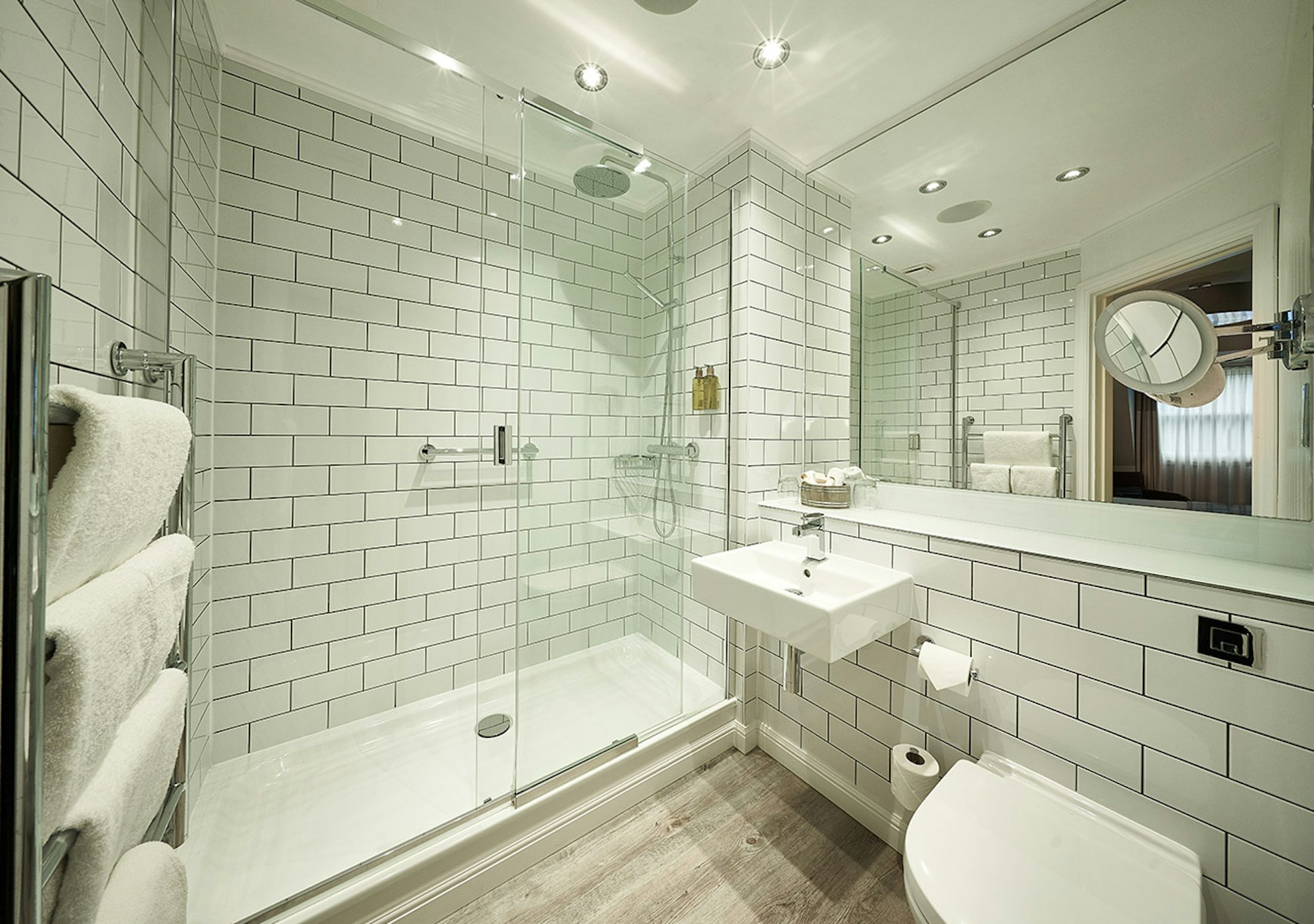 Loch Fyne Hotel & Spa 38/39