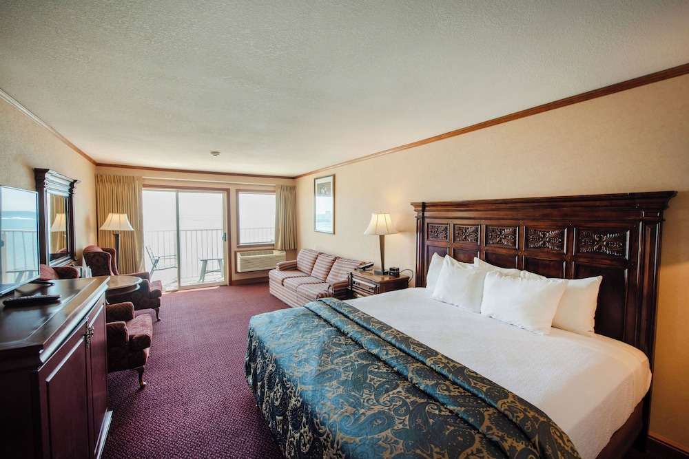 DELUXE, KING BED, LAKE VIEW, SOFA, JETTED TUB