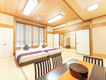 Connecting, Traditional, Suite, Outdoor Bath, Terrace