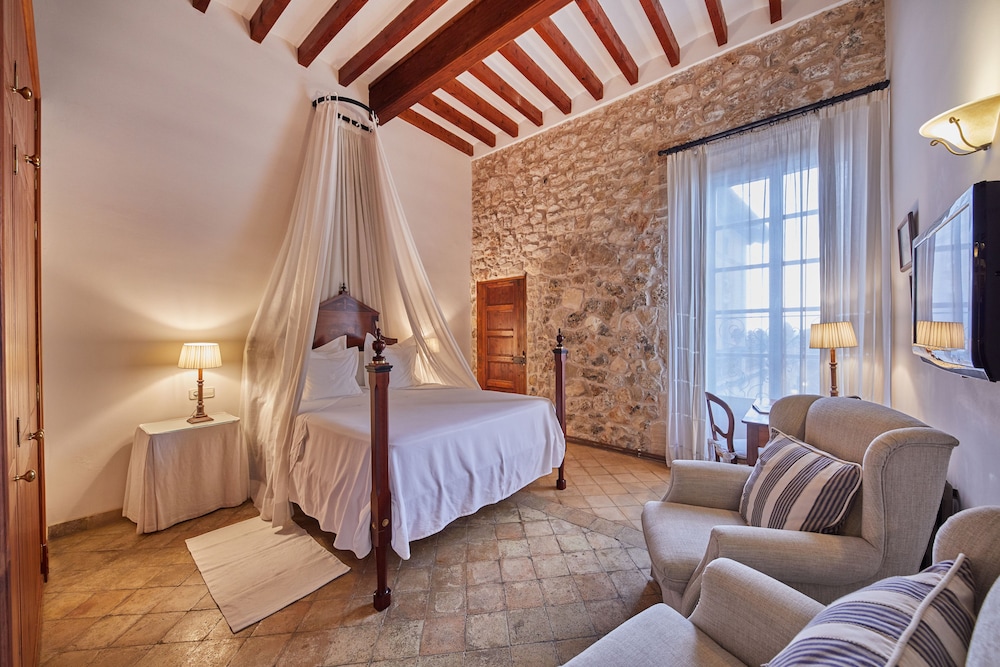 Cas Comte Suites & Spa - Adults Only 12/50