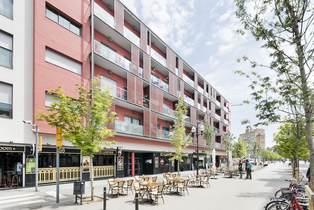 Lugaris Rambla 71/79