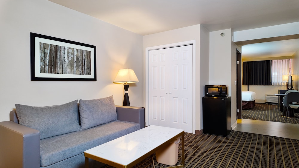 Alhambra Hotel 32/50
