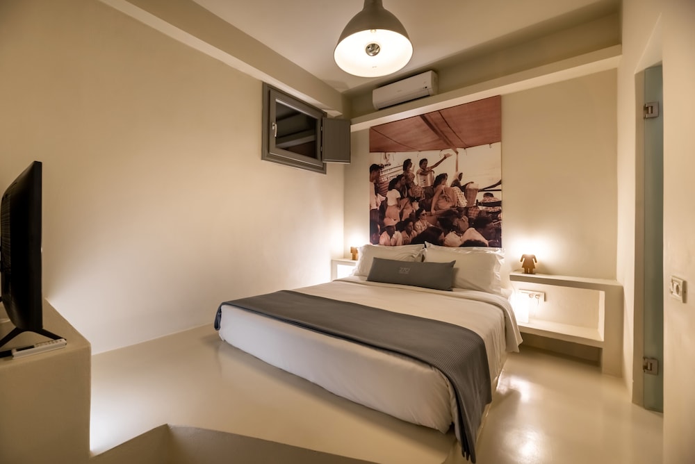4 BEDROOMS, VILLA, 2 KING BEDS, 2 QUEEN BEDS, PANORAMIC VIEW, OUTDOOR JETTED TUB, PRIVATE POOL