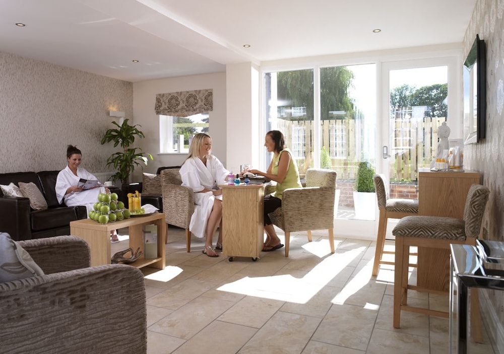 The Bridge Hotel And Spa 25/32