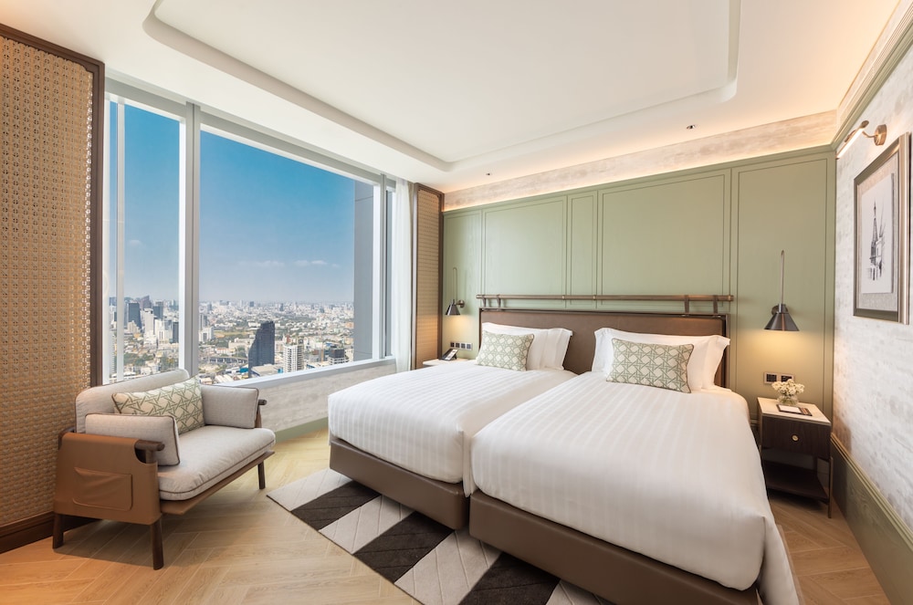 Eastin Grand Hotel Phayathai 13/50