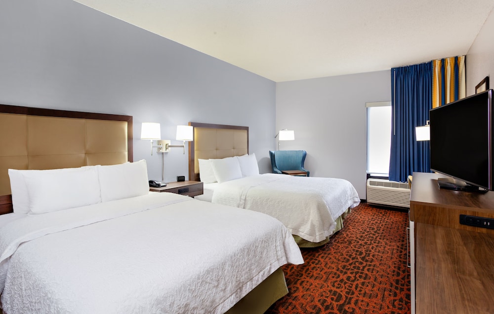 Hampton Inn Spring Hill 13/43