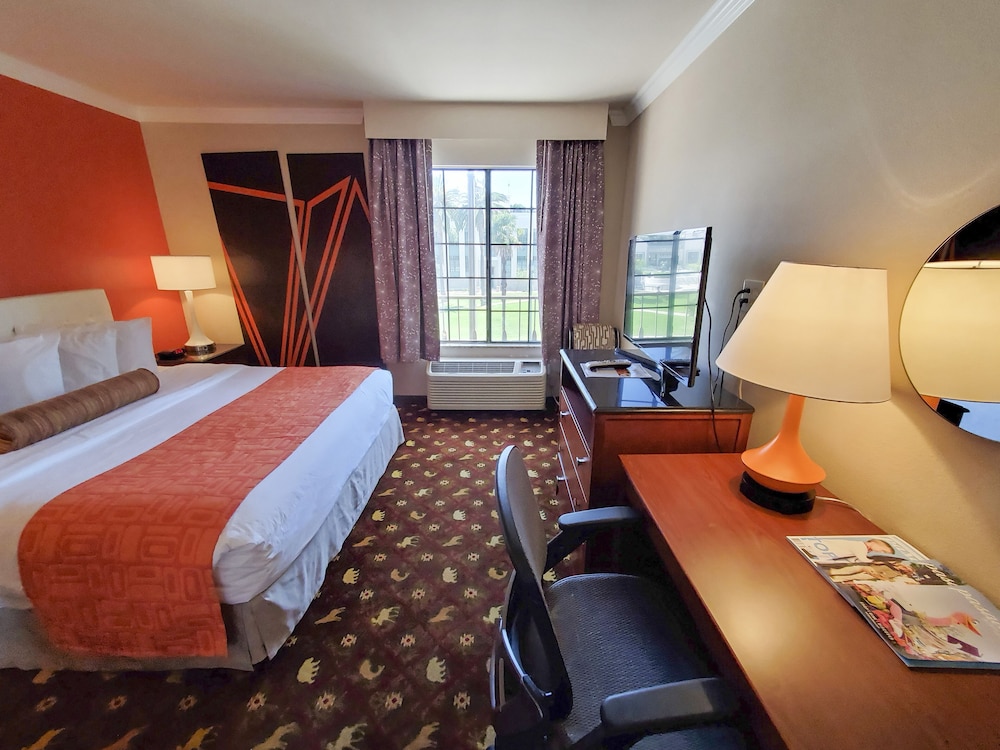 Howard Johnson by Wyndham Pasadena 24/52