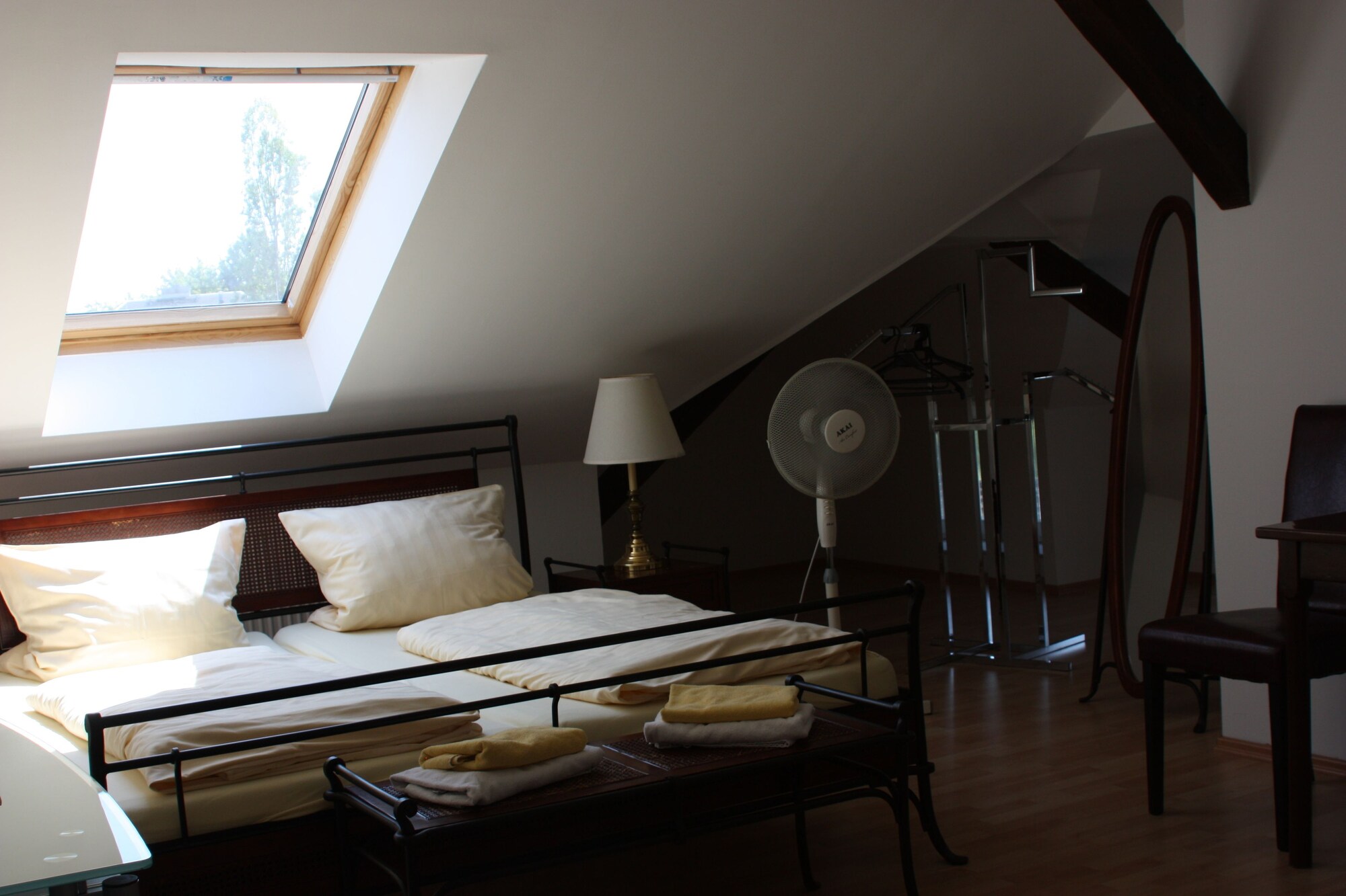 Room, King Bed