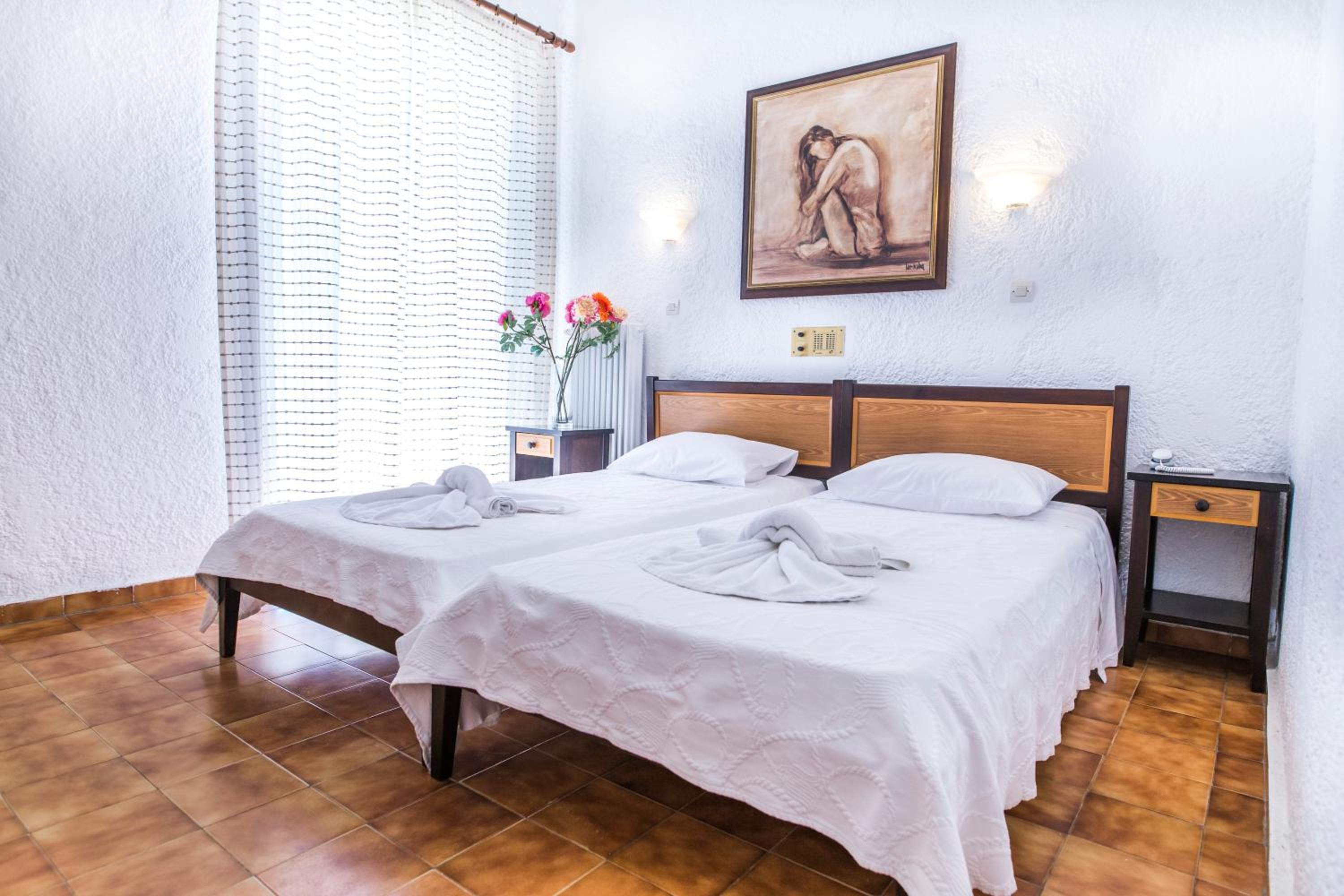 DOUBLE ROOM ECONOMY