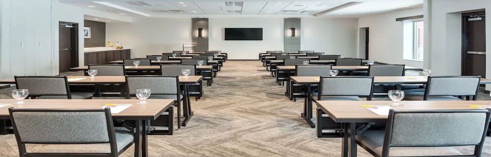 Hyatt Place Tampa/Wesley Chapel 49/61