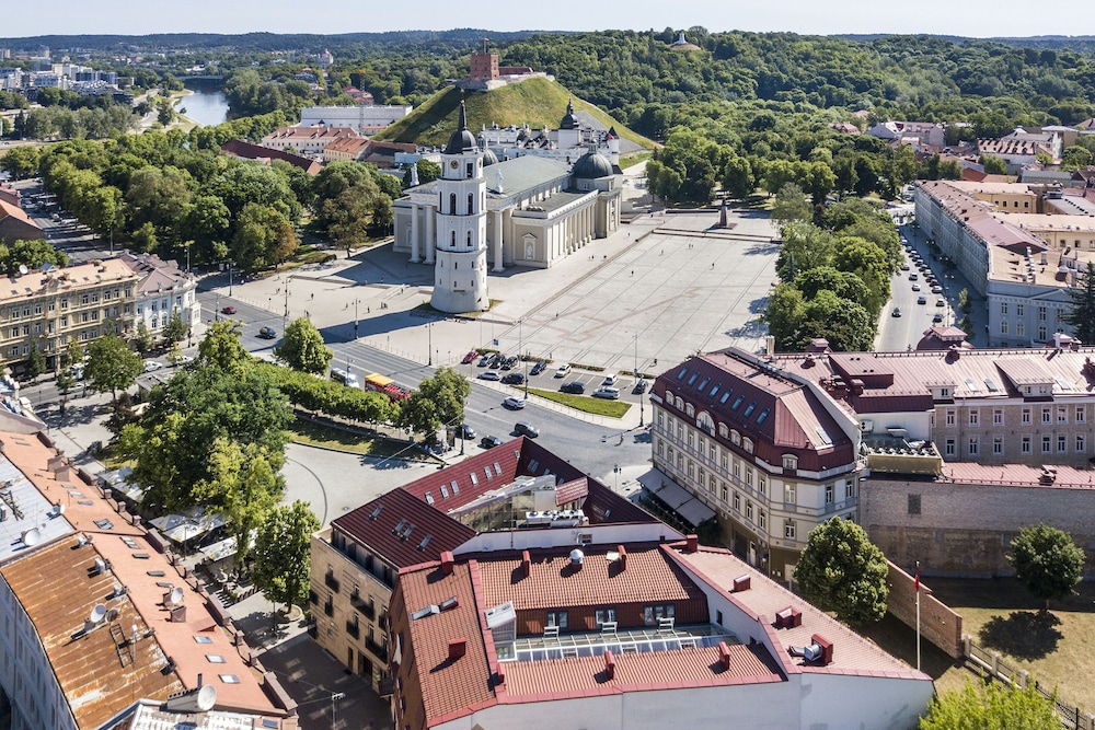 Amberton Cathedral Square Hotel Vilnius 46/50