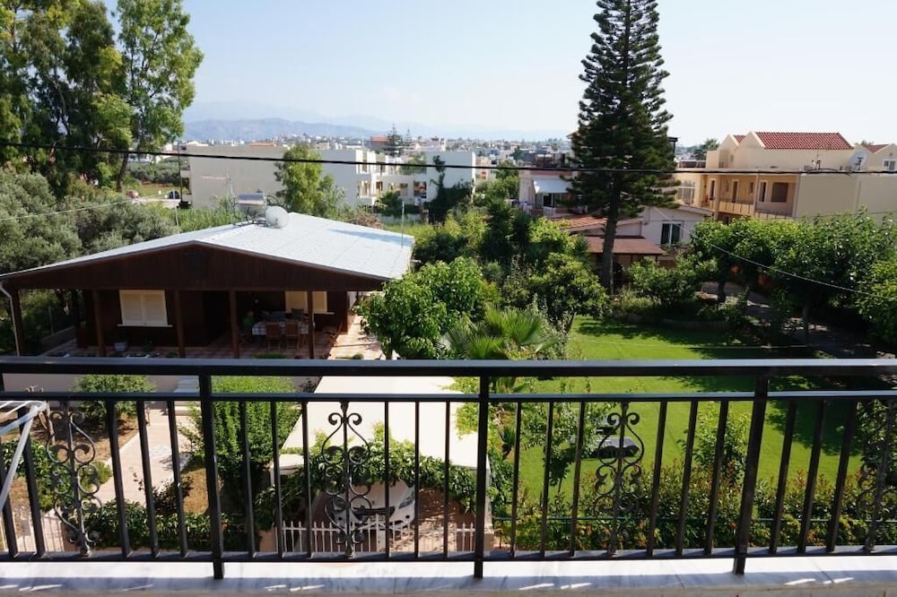 Niriis Hotel photo5