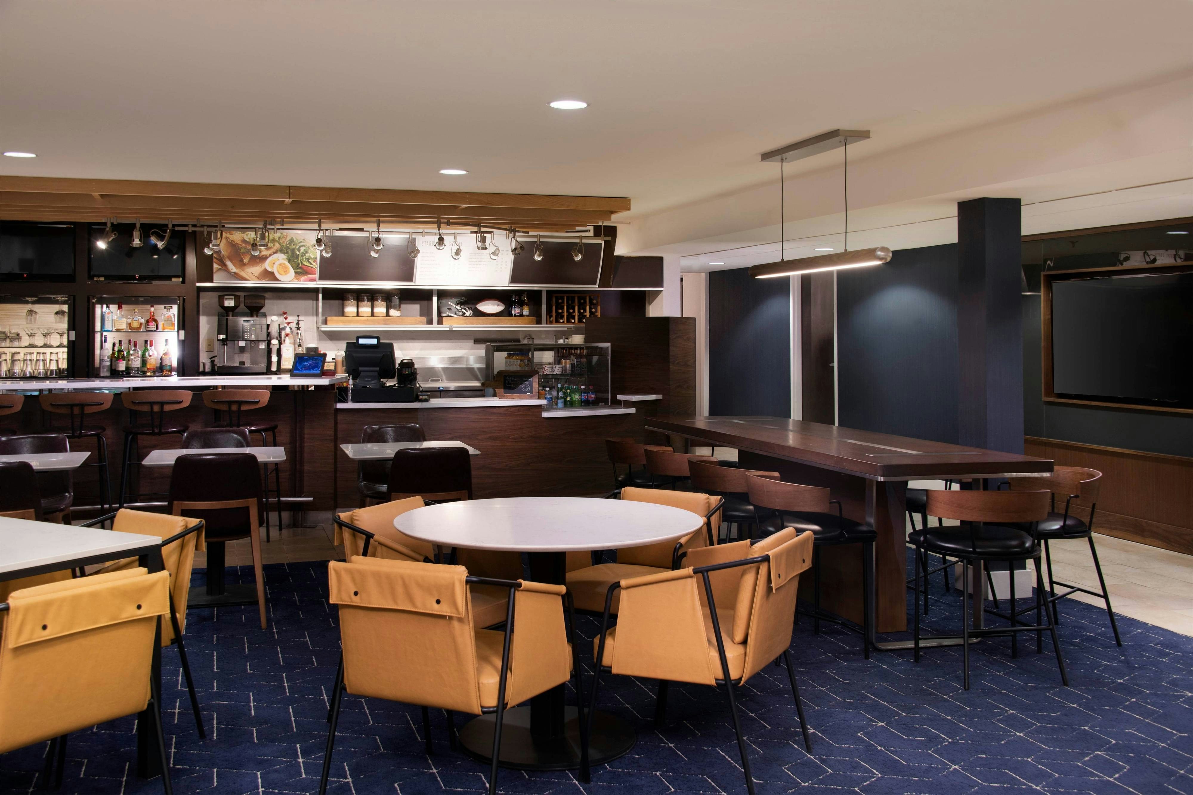 Courtyard By Marriott Winston Salem University 8/13
