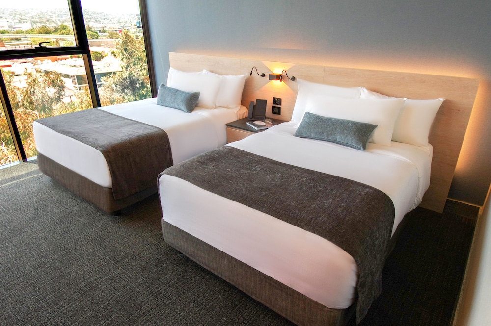 STANDARD, DOUBLE BED