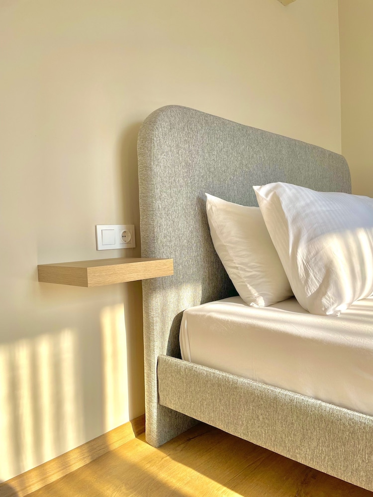 Cennet Hotel 18/46