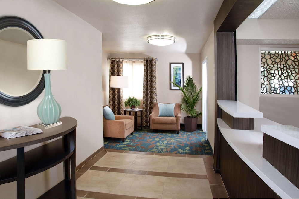 Sonesta Simply Suites Fort Worth Fossil Creek 5/28