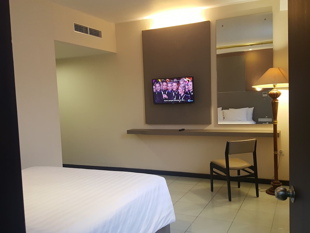 Hotel Kharisma 20/53