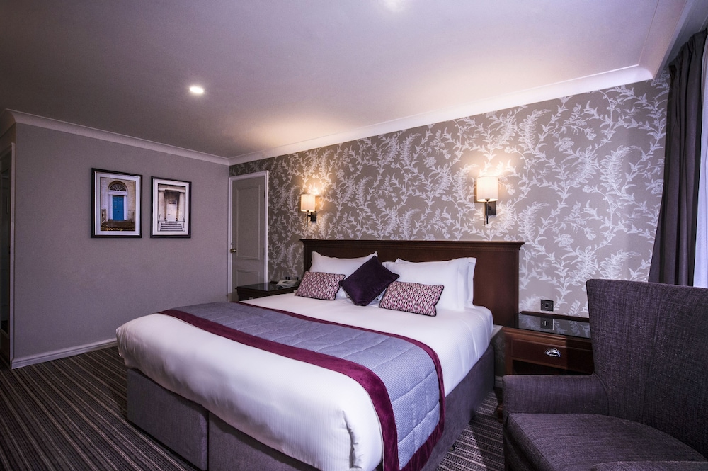 DoubleTree by Hilton Cheltenham - Cotswolds 10/70