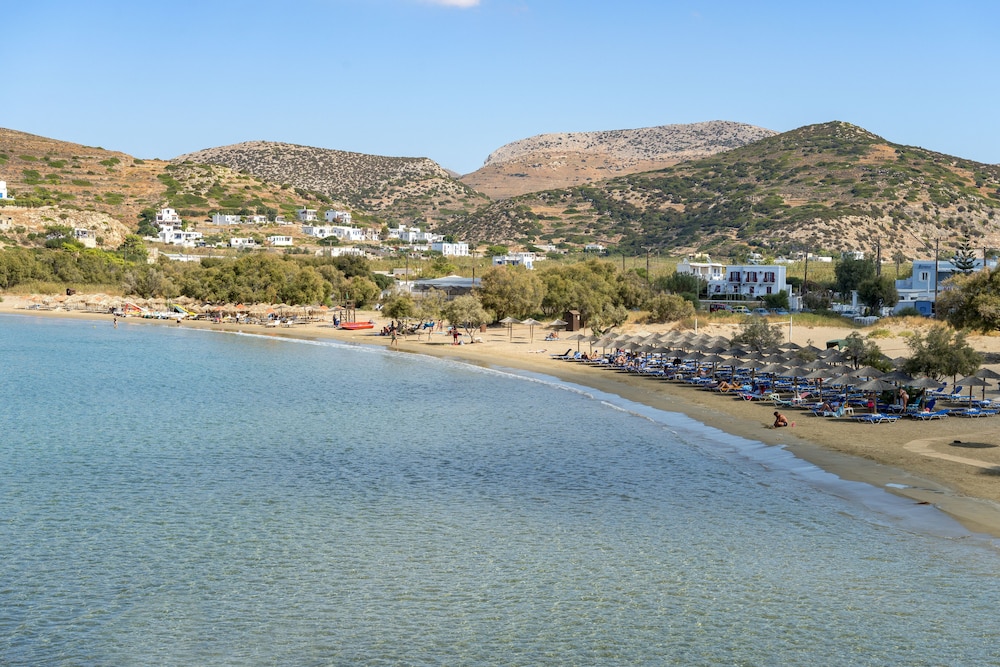 Dolphin Bay Seaside Resort & Suites 70/74