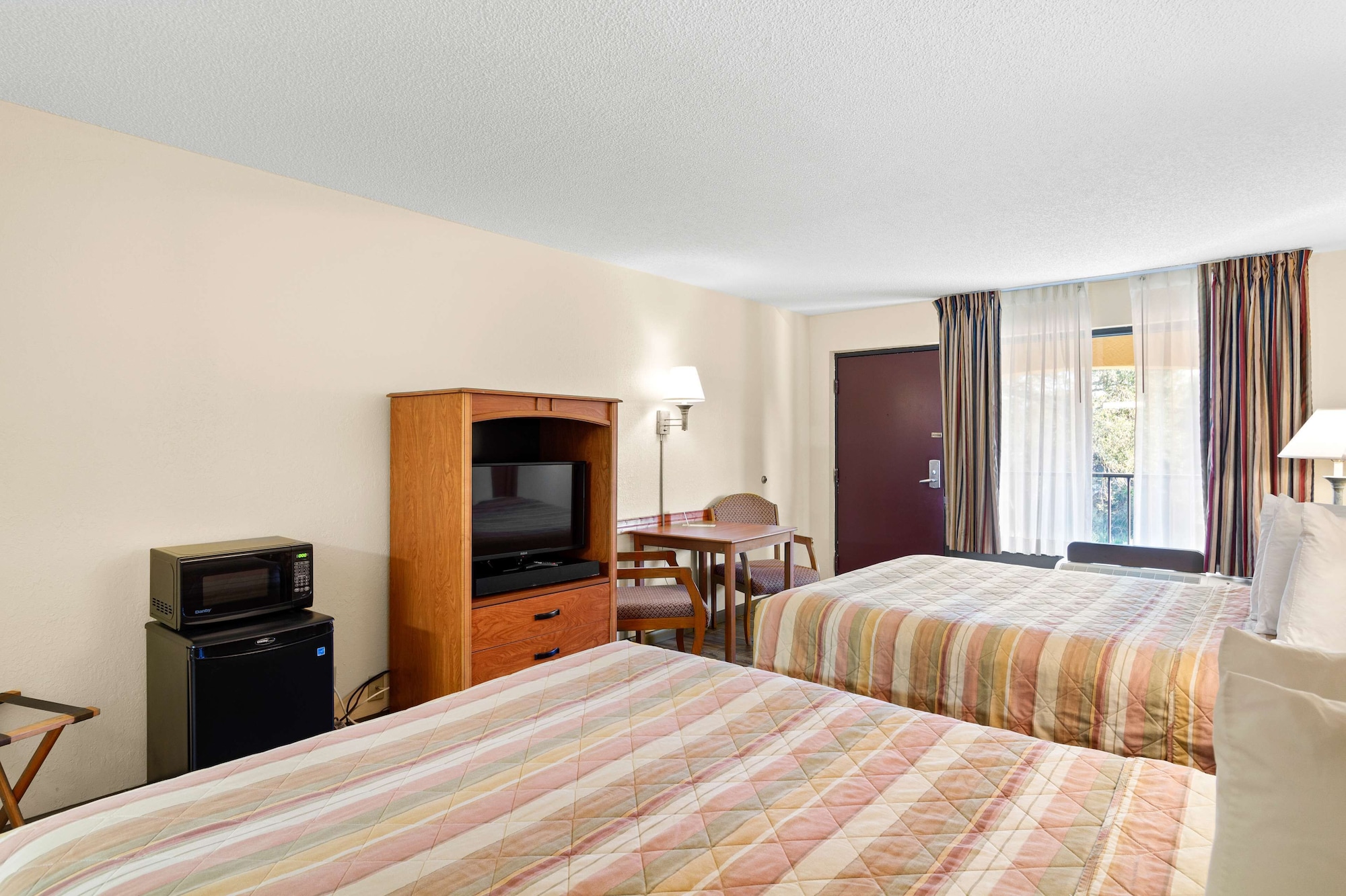 ROOM, 2 QUEEN BEDS