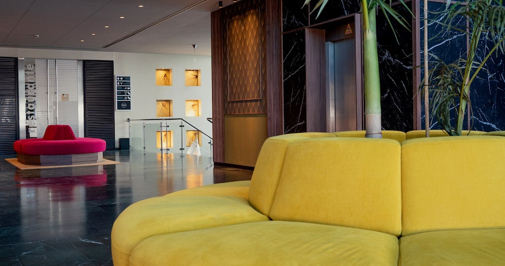 Hotel Vertice Aljarafe 42/64