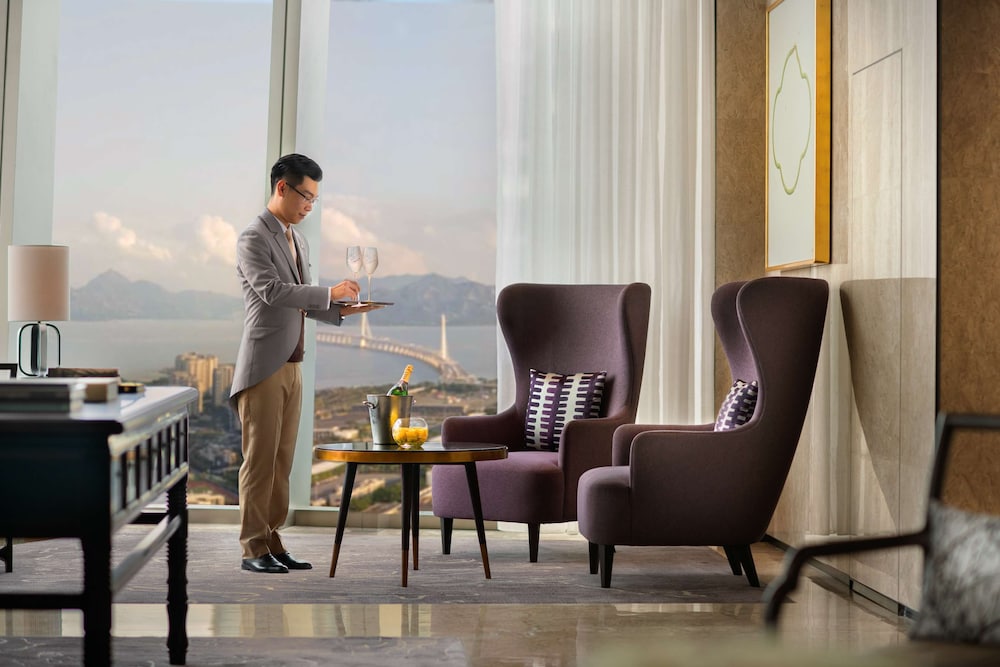 Raffles Shenzhen 37/45