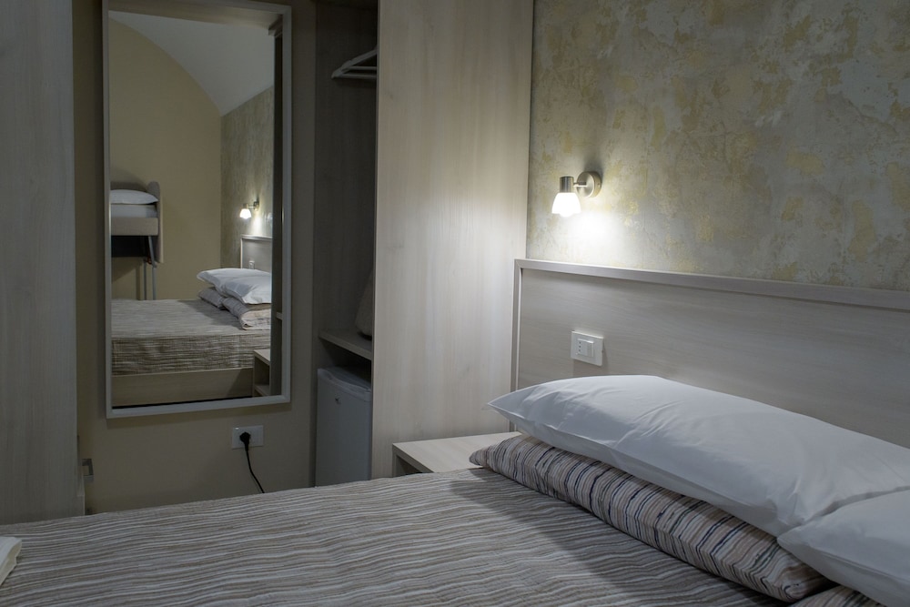 Beatus Viator Guest House 12/40