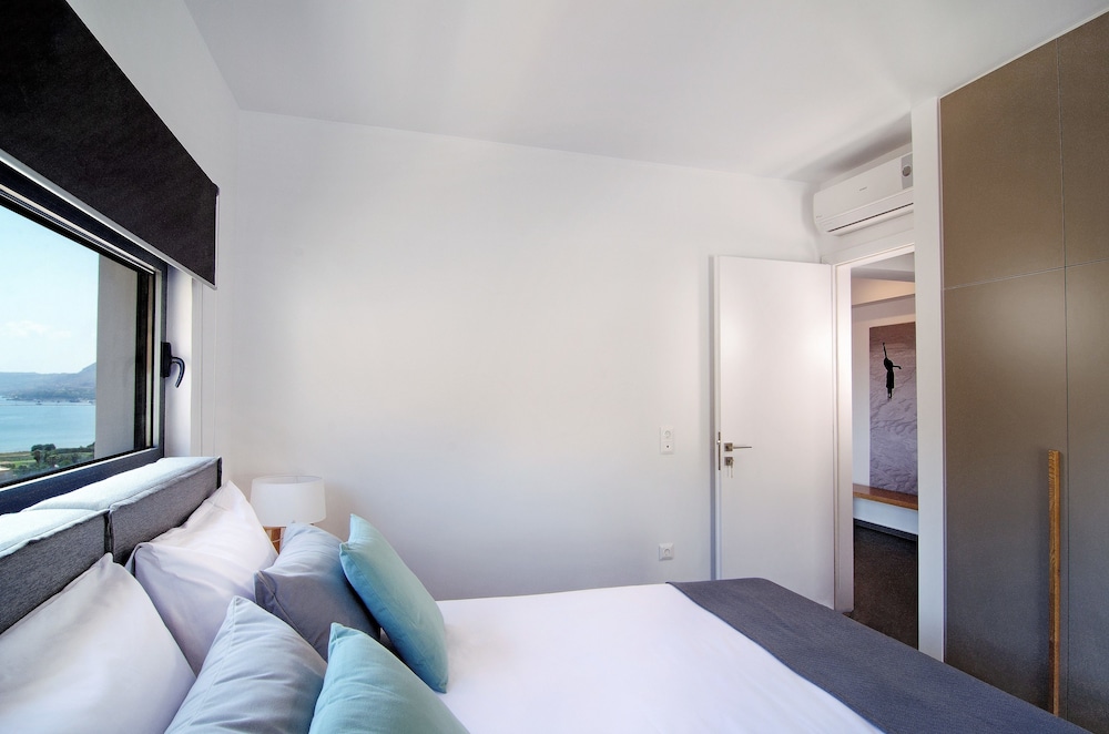 Seametry Luxury Living Apartments 8/50