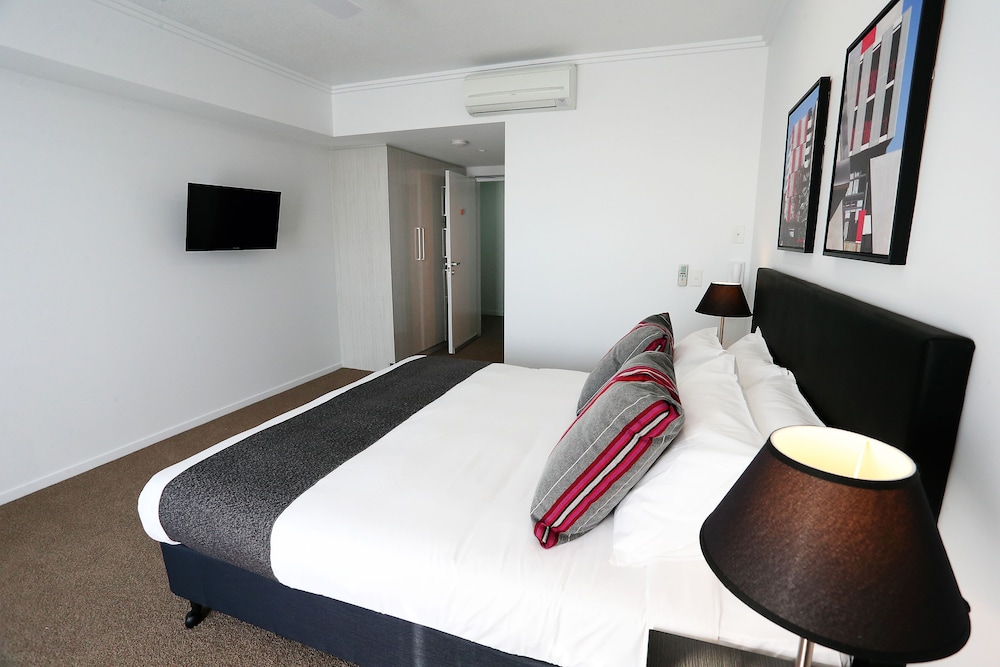 Q Resorts Paddington 23/54