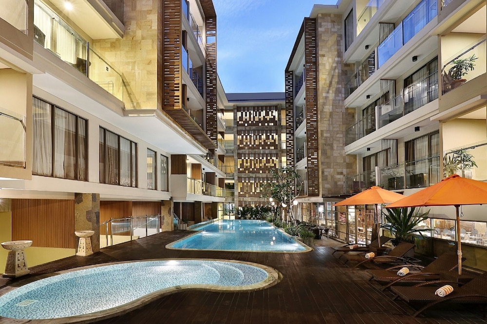 Harper Kuta by ASTON 60/68