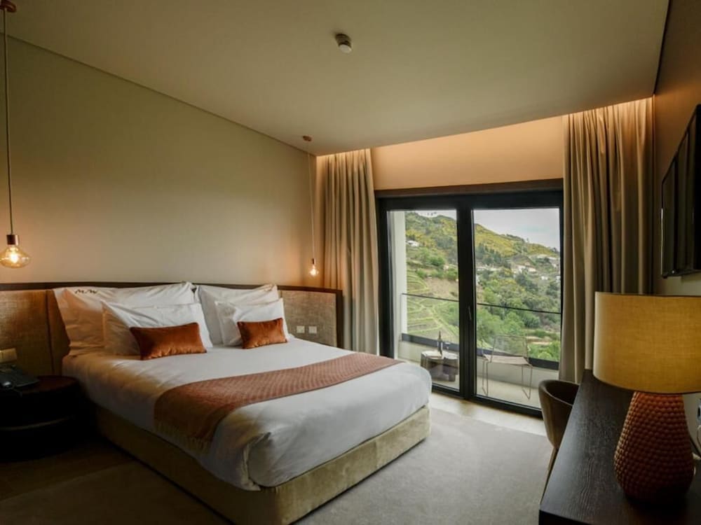 Mw Douro 12/50