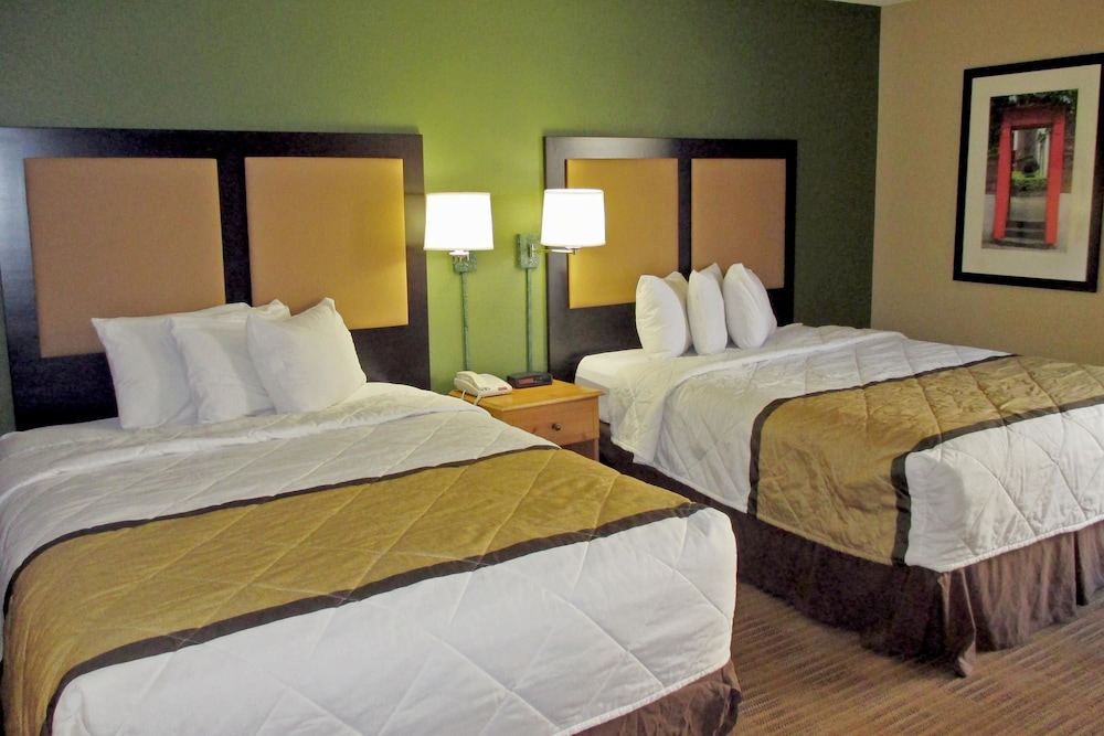 Extended Stay America Suites Houston Galleria Uptown 17/55