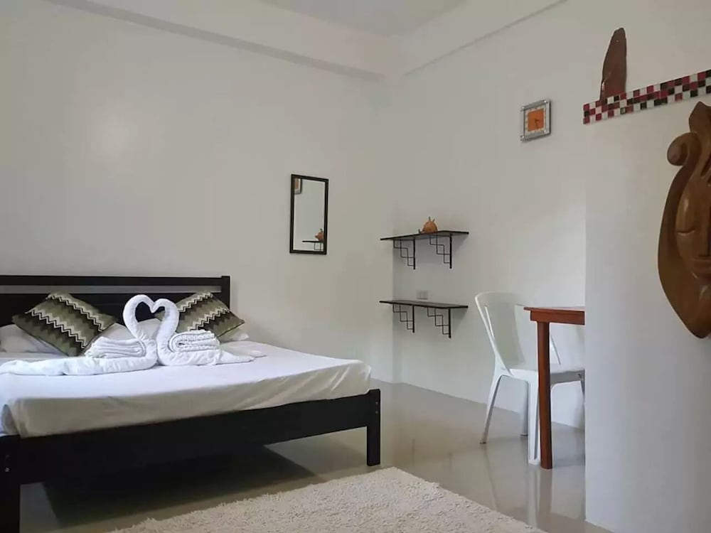 STANDARD, QUEEN BED, GARDEN VIEW, GARDEN AREA