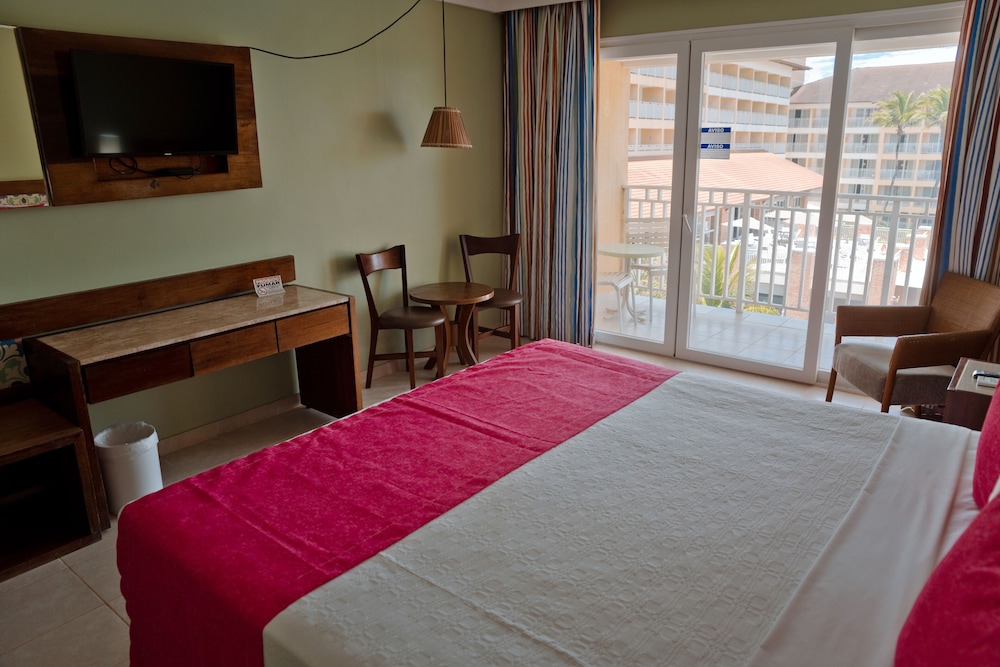 Gran Hotel Stella Maris Urban Resort and Conventions 10/50