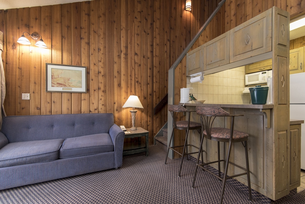 Douglas Fir Resort 39/54