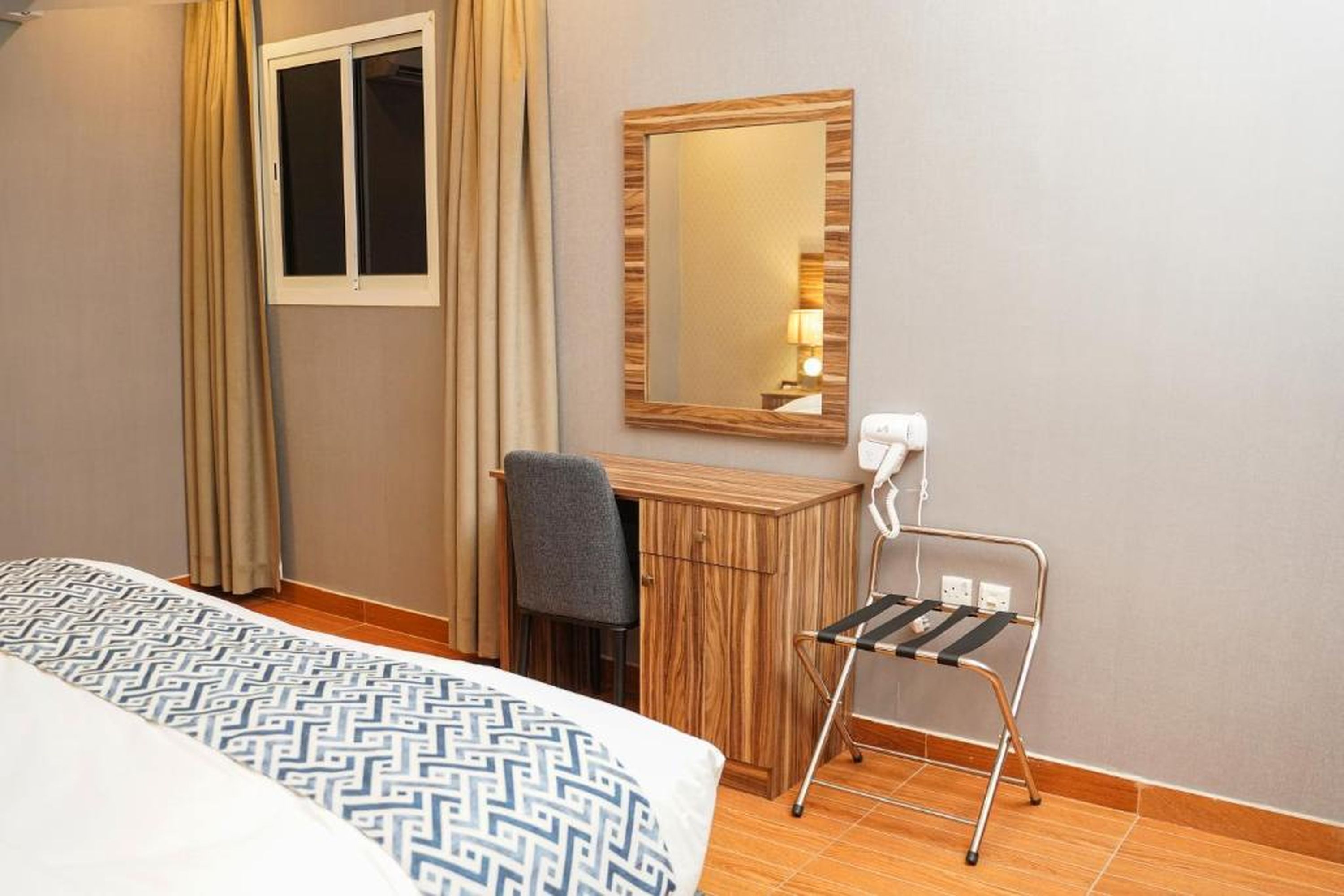 Palette Luxury Credit Hotel 60/60