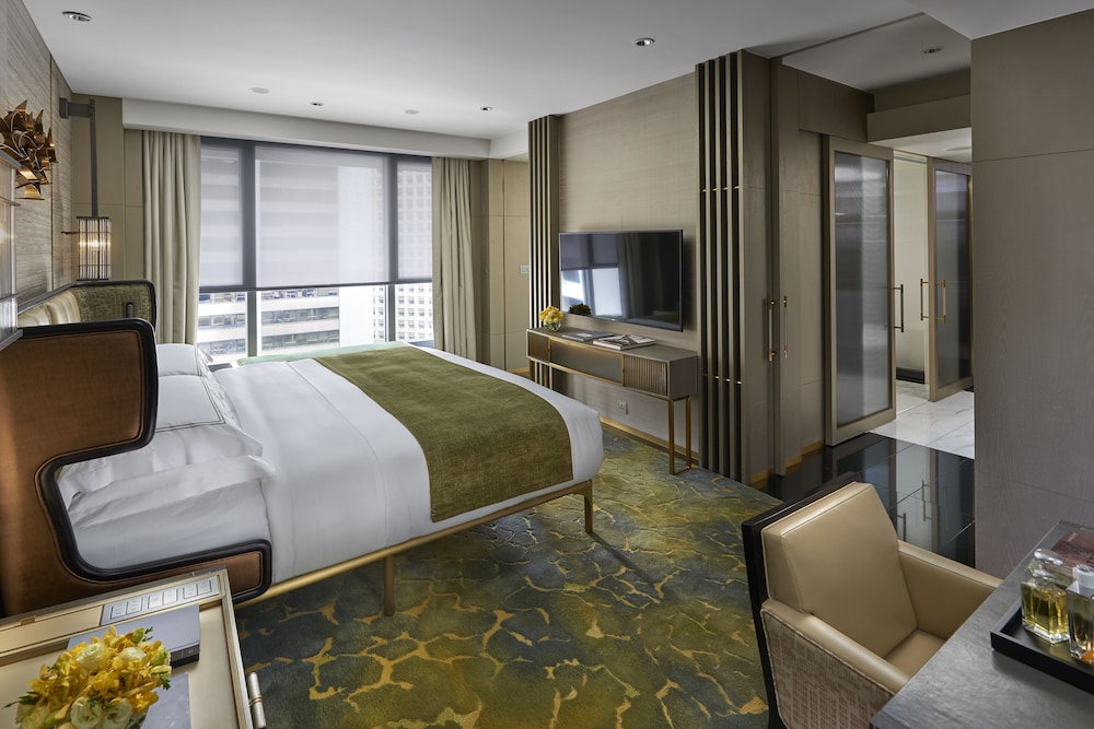 Mandarin Oriental The Landmark, Hong Kong 49/75