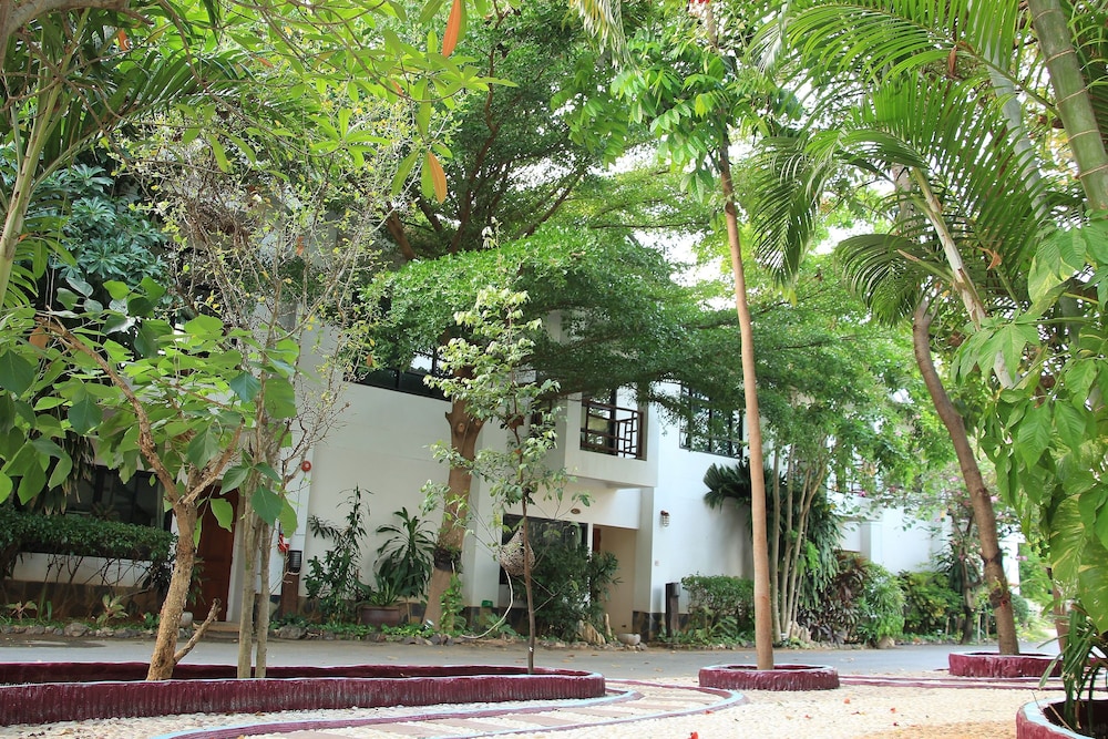 Chayada Garden House And Resort Hotel 43/50