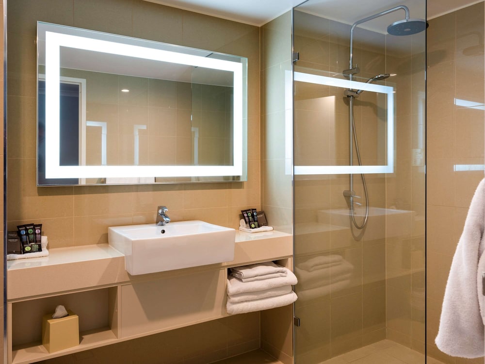 Novotel Barossa Valley Resort 8/69