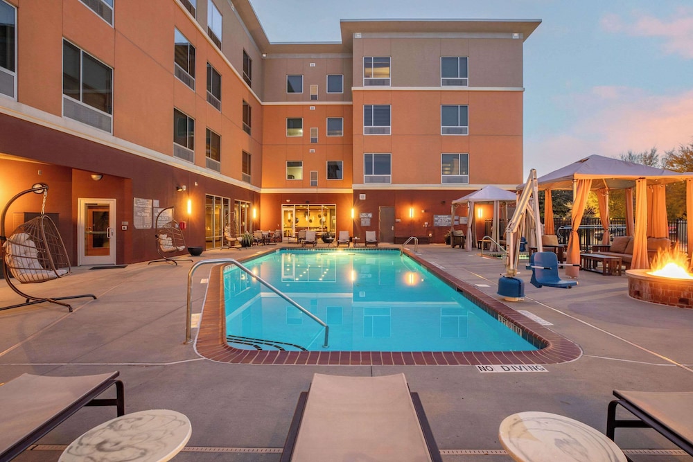 Cambria Hotels Plano Frisco 45/50
