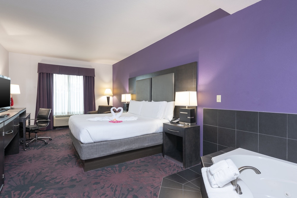 Holiday Inn Express Hotel Suites Columbus Polaris Parkway 20/77