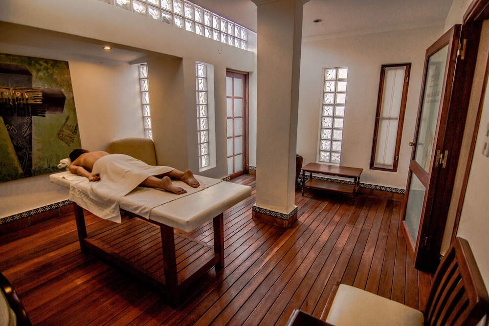 Hotel Asturias 40/56