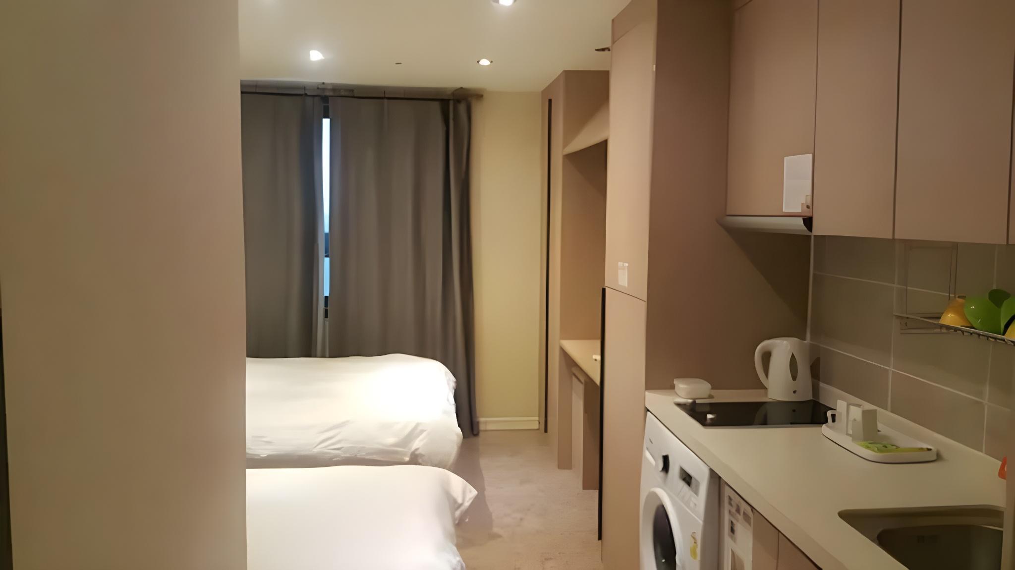 DELUXE, RESIDENCE, TWIN BEDS