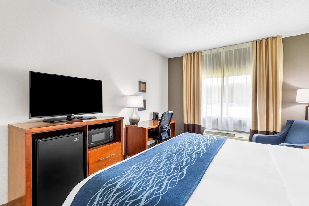 غرفة قياسية بسرير كينج، Comfort Inn Marion 4/6