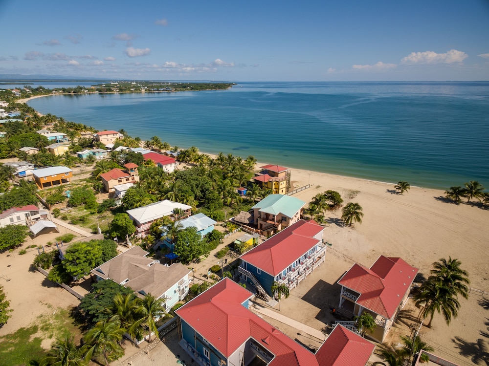 Brisa Oceano Resort 55/67